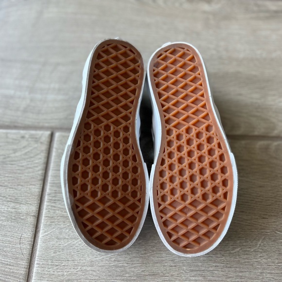 VANS NIGHTMARE BEFORE CHRISTMAS SLIP-ON SHOES Kids Size 13 - Picture 10 of 14